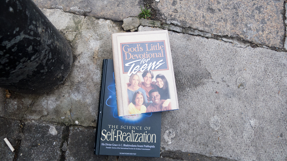 God's Little Devotional for Teens