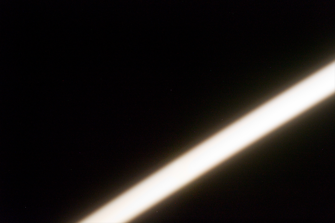 2014-06-14-pinhole-moon-notfull